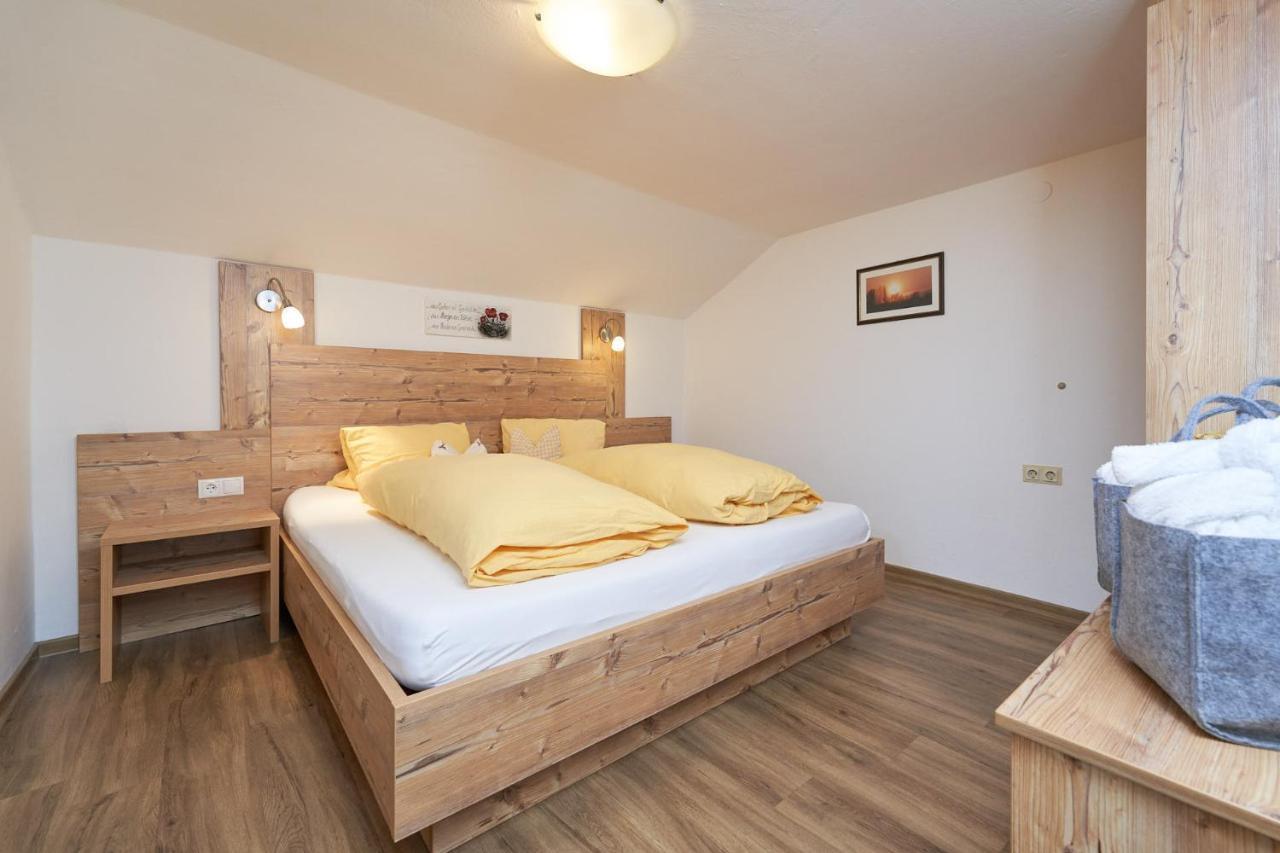 Ferienwohnungen Winnebach Gries im Sulztal Exterior foto